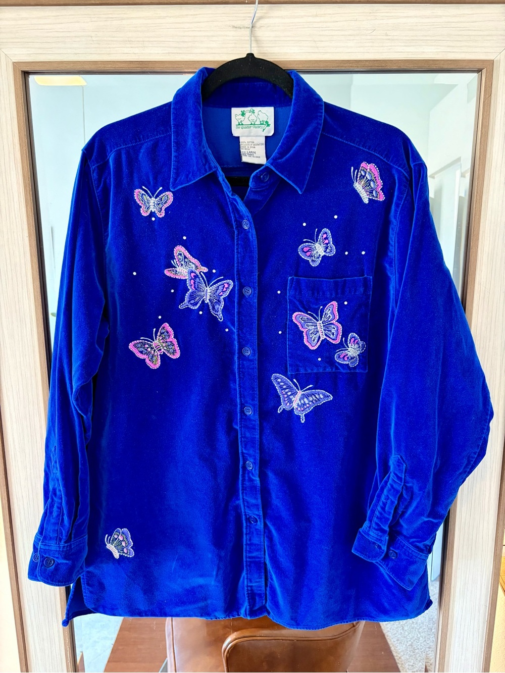Quacker Factory womens Large Blue Velvet Butterfly Embroidery button up